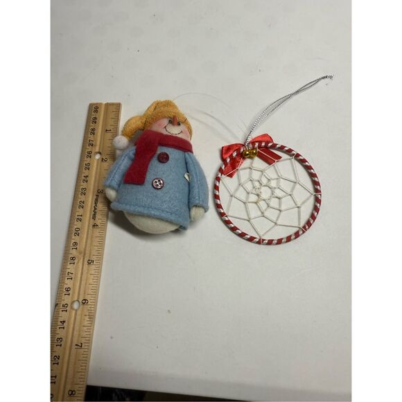 Set of 2 Christmas ornaments Snowman Plush ornament and a dreamcatcher-style - Picture 2 of 7